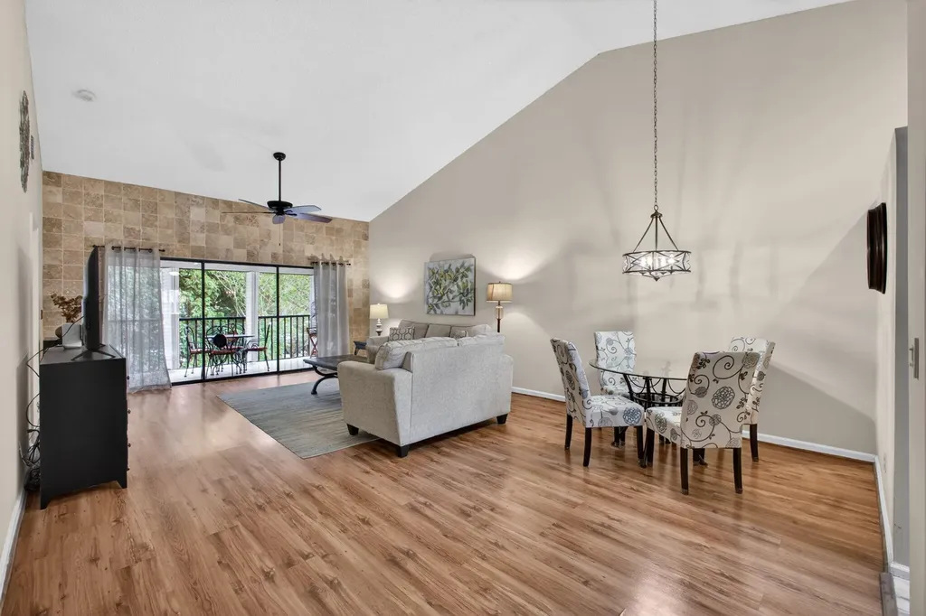 1103 Duncan Circle Palm Beach Gardens FL 33418