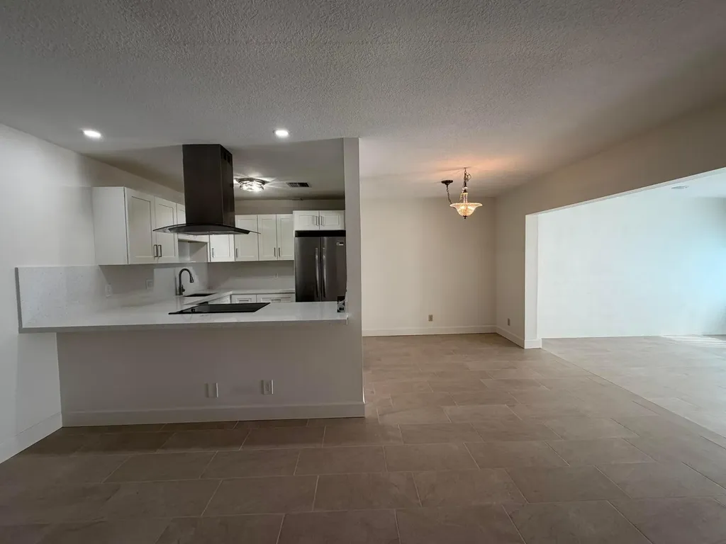 5800 Fernley Drive W West Palm Beach FL 33415