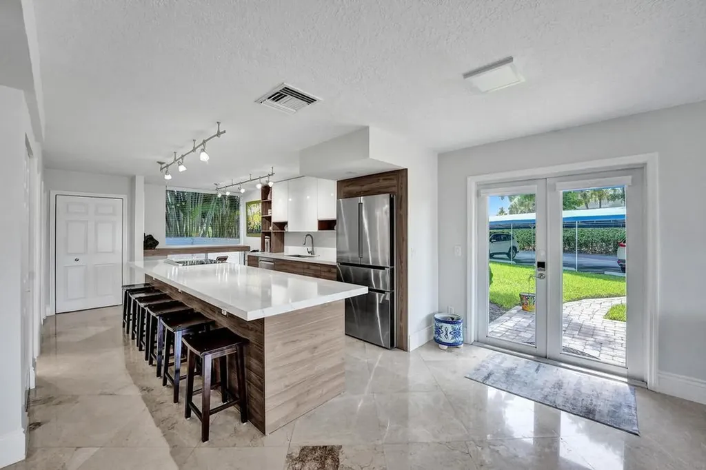 780 Jeffery Street Boca Raton FL 33487