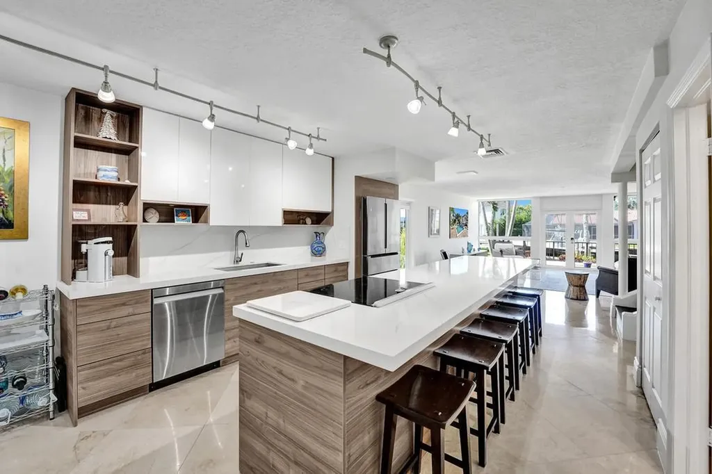 780 Jeffery Street Boca Raton FL 33487