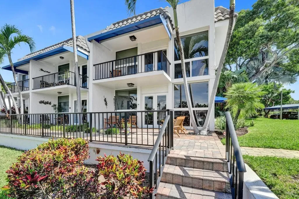 780 Jeffery Street Boca Raton FL 33487