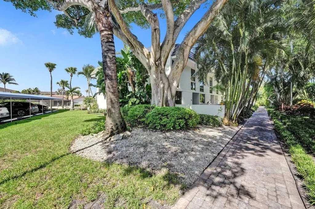 780 Jeffery Street Boca Raton FL 33487