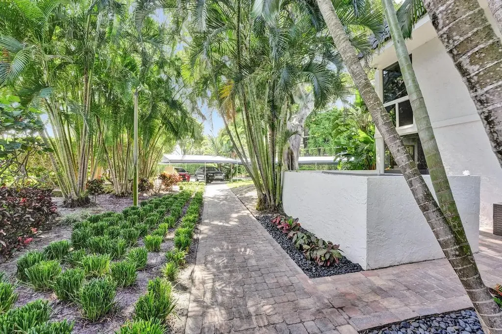780 Jeffery Street Boca Raton FL 33487