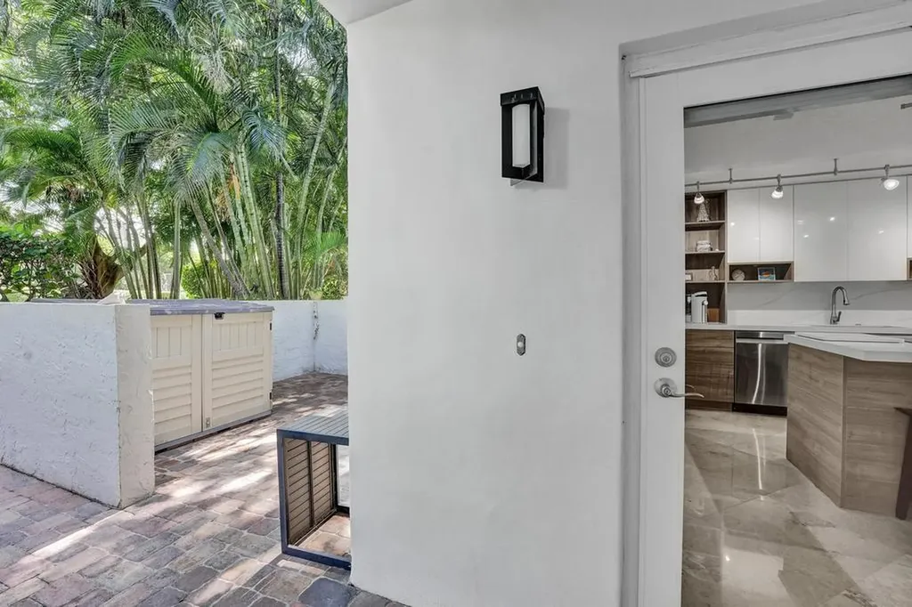 780 Jeffery Street Boca Raton FL 33487