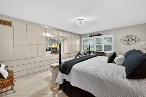 8770 Holly Court Tamarac FL 33321
