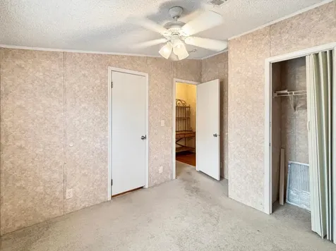7568 SE Swan Avenue Hobe Sound FL 33455