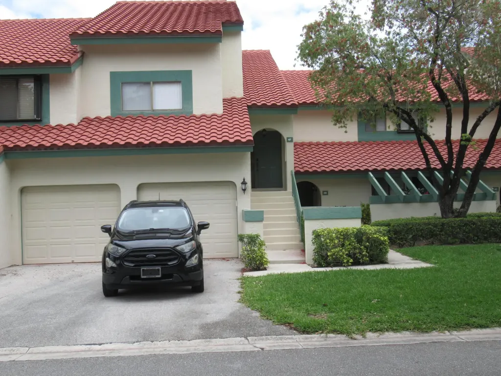 4 E Lexington Lane Lane E Palm Beach Gardens FL 33418