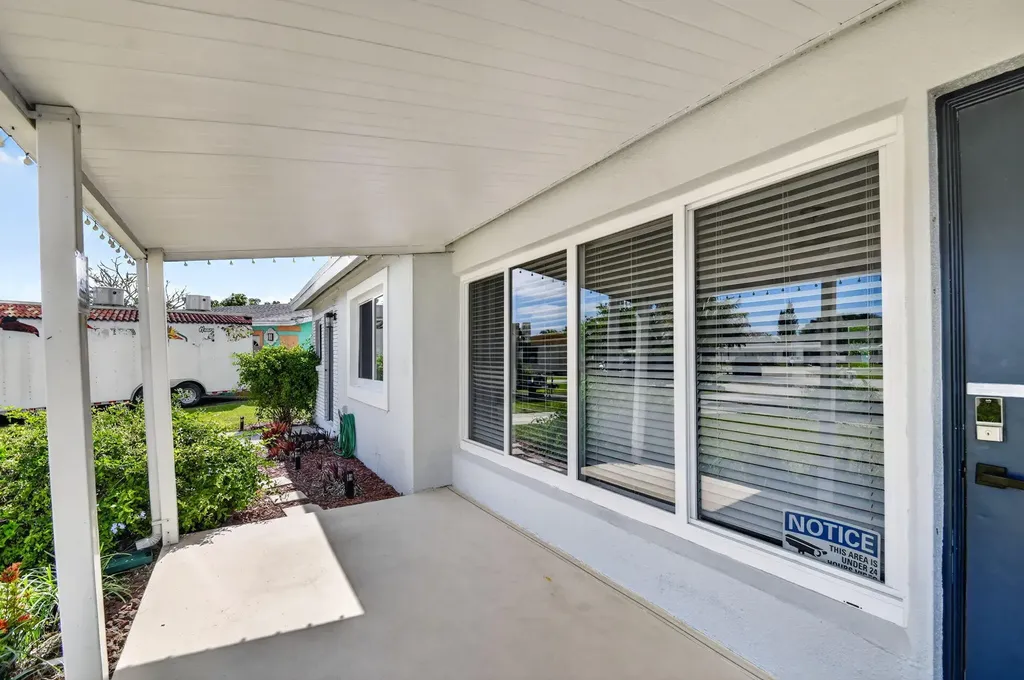 6321 Nowata Circle Lake Worth FL 33462