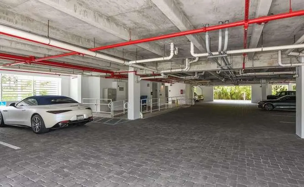 51 SE 19th Avenue Deerfield Beach FL 33441