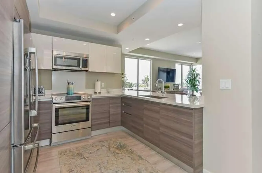 51 SE 19th Avenue Deerfield Beach FL 33441