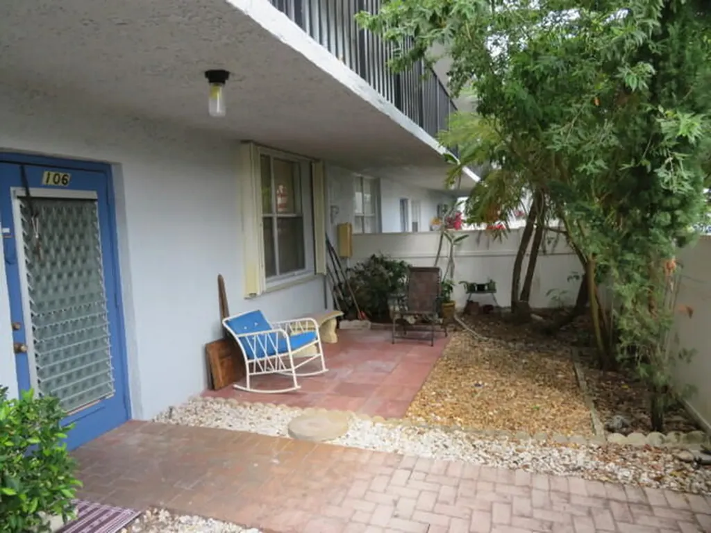 14723 Cumberland Drive Delray Beach FL 33446