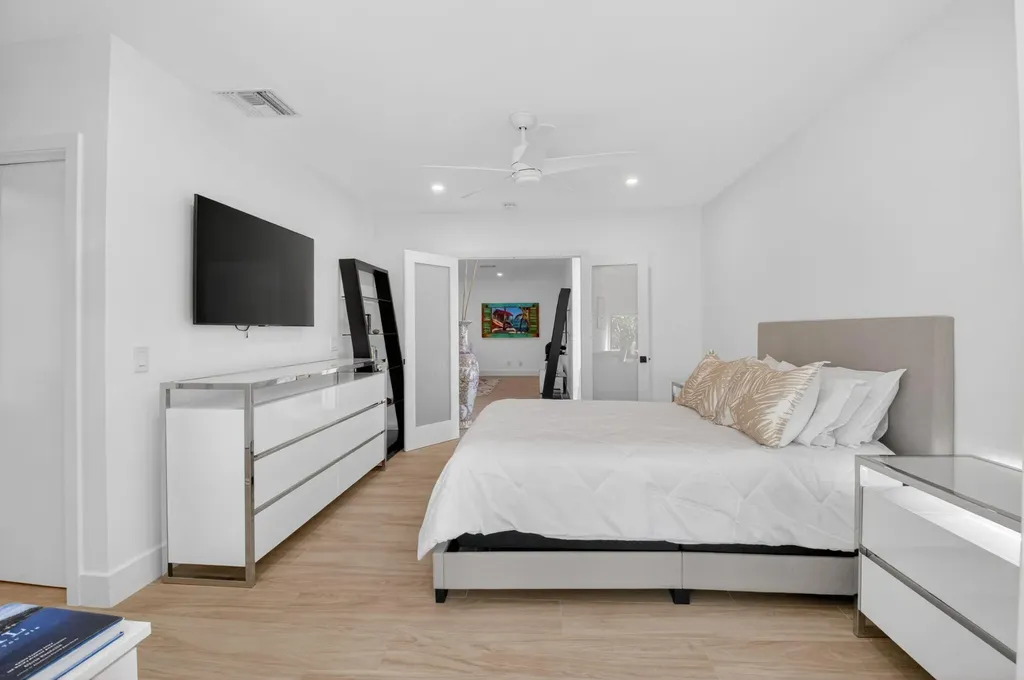 19355 Sabal Lake Drive Boca Raton FL 33434