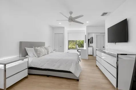 19355 Sabal Lake Drive Boca Raton FL 33434