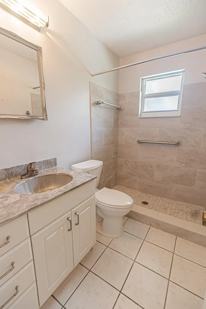 417 SE Verada Avenue Port St Lucie FL 34983