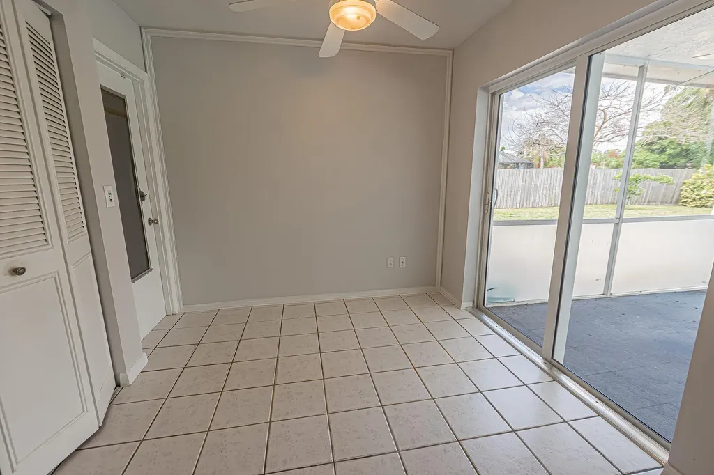417 SE Verada Avenue Port St Lucie FL 34983