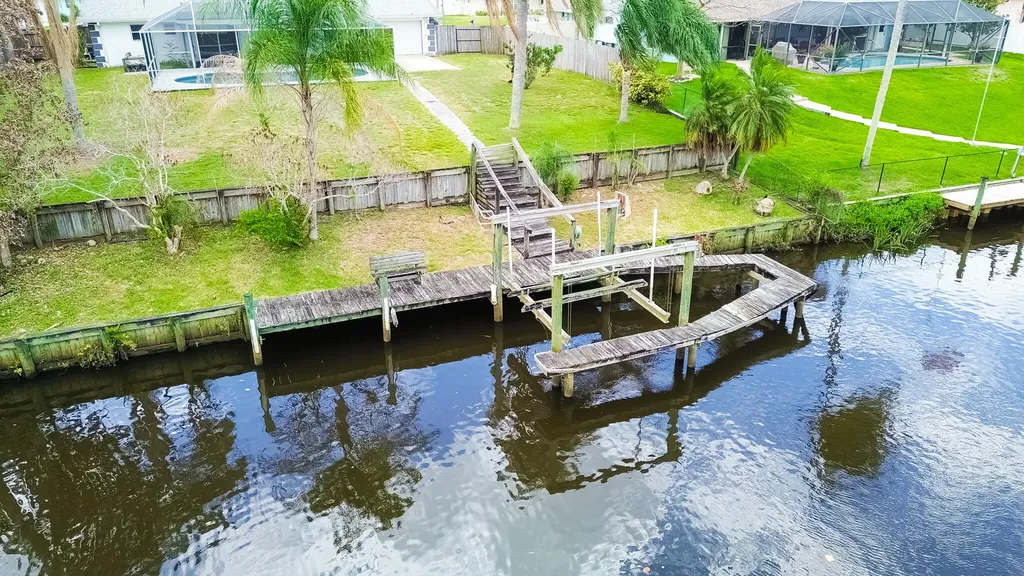 417 SE Verada Avenue Port St Lucie FL 34983