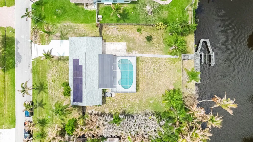 417 SE Verada Avenue Port St Lucie FL 34983