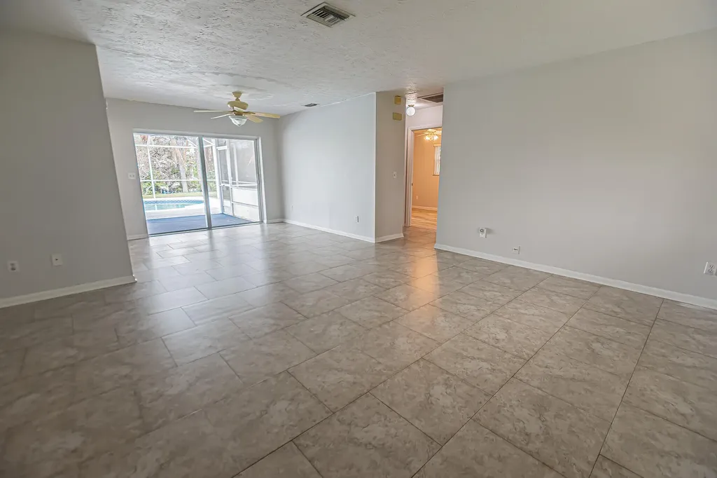 417 SE Verada Avenue Port St Lucie FL 34983