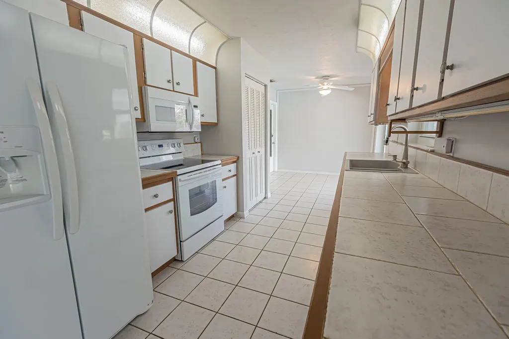 417 SE Verada Avenue Port St Lucie FL 34983