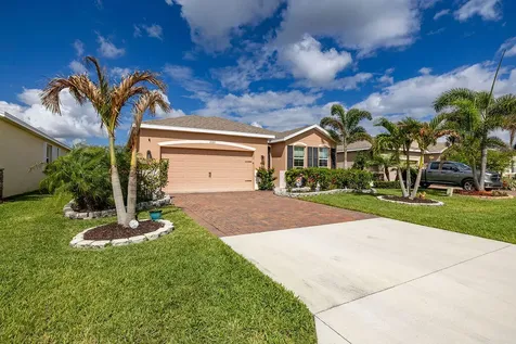 2165 SW Hawk River Drive Drive SW Vero Beach FL 32962