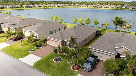 2165 SW Hawk River Drive Drive SW Vero Beach FL 32962