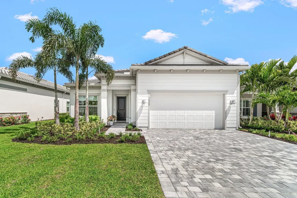 12325 Frontline Lane Palm Beach Gardens FL 33412