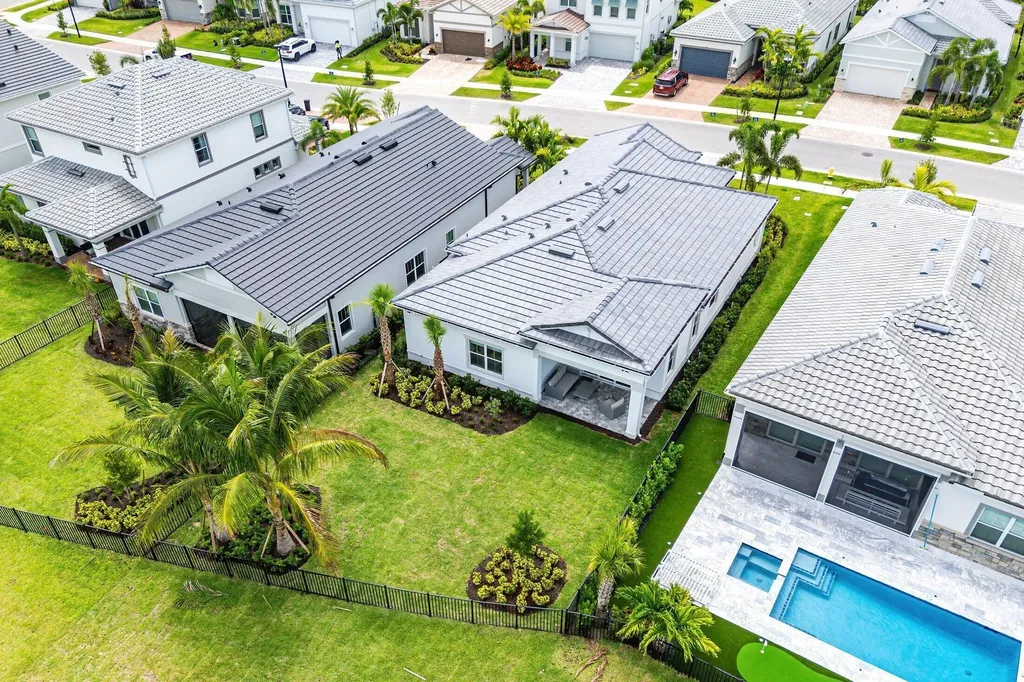 12325 Frontline Lane Palm Beach Gardens FL 33412