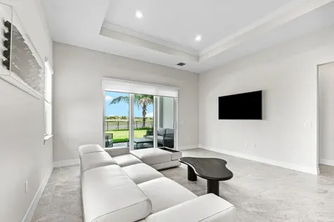 12325 Frontline Lane Palm Beach Gardens FL 33412