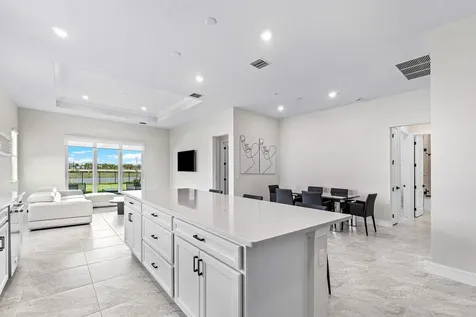 12325 Frontline Lane Palm Beach Gardens FL 33412