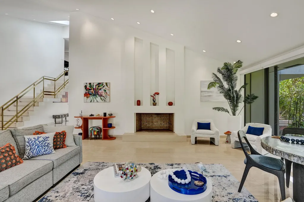 2441 SW 28th Avenue Fort Lauderdale FL 33312