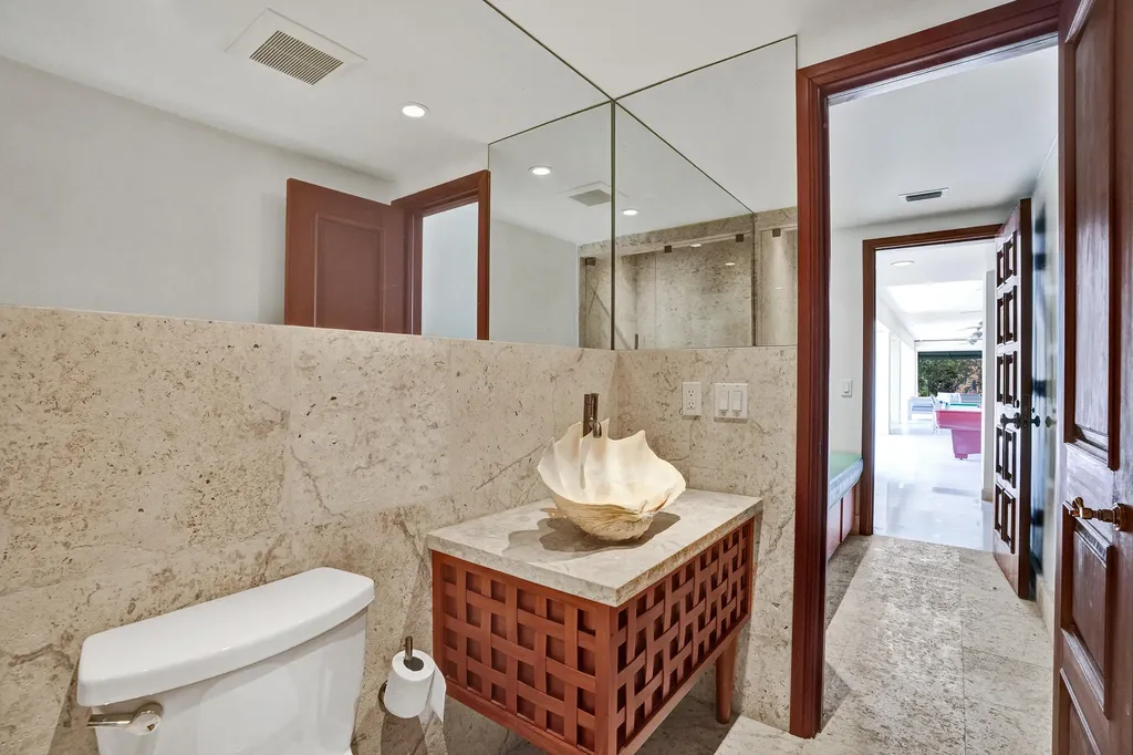 2441 SW 28th Avenue Fort Lauderdale FL 33312