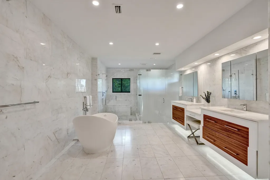 2441 SW 28th Avenue Fort Lauderdale FL 33312