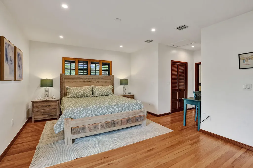 2441 SW 28th Avenue Fort Lauderdale FL 33312