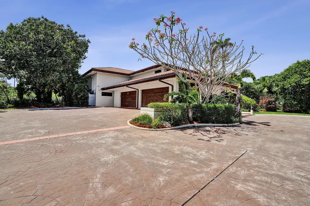 2441 SW 28th Avenue Fort Lauderdale FL 33312