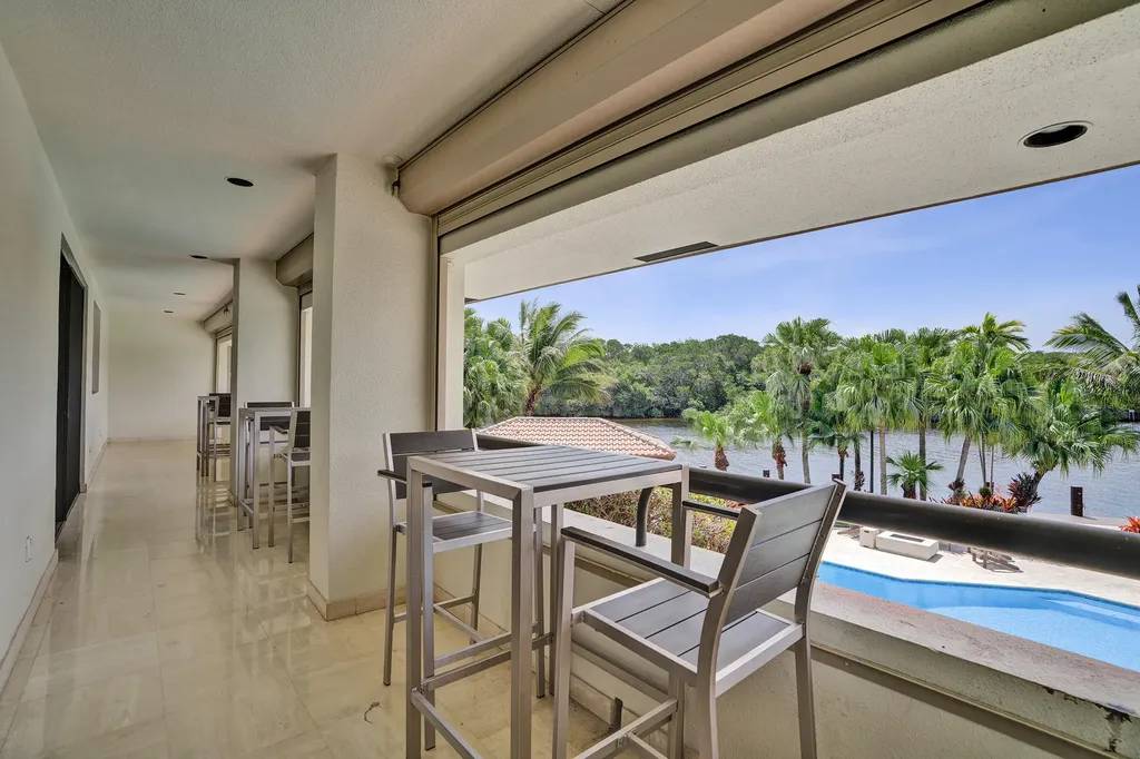 2441 SW 28th Avenue Fort Lauderdale FL 33312