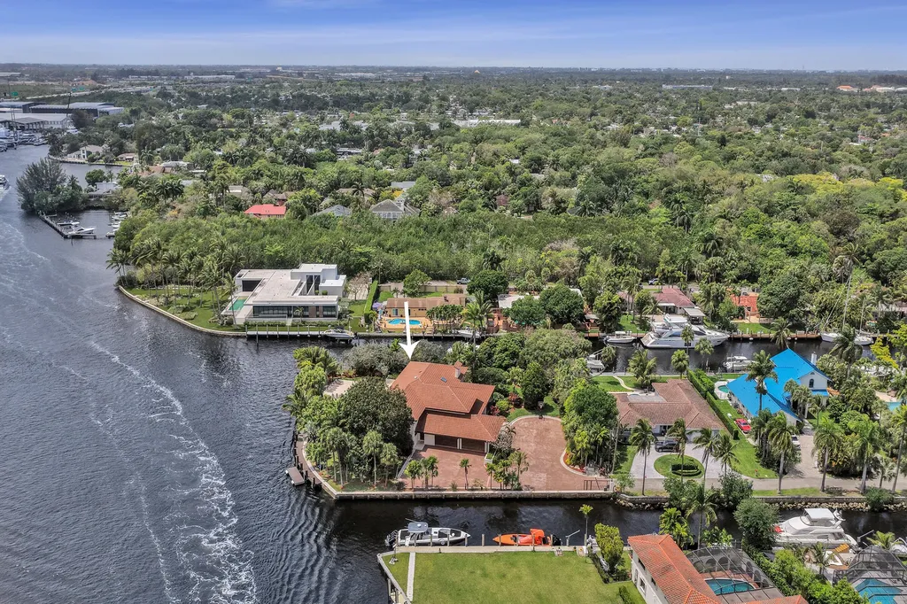 2441 SW 28th Avenue Fort Lauderdale FL 33312