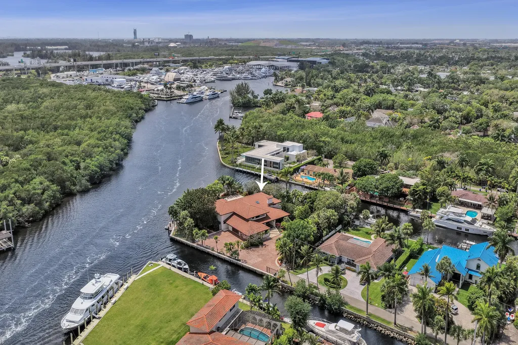 2441 SW 28th Avenue Fort Lauderdale FL 33312