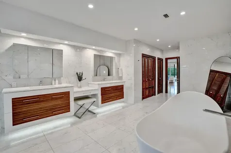 2441 SW 28th Avenue Fort Lauderdale FL 33312