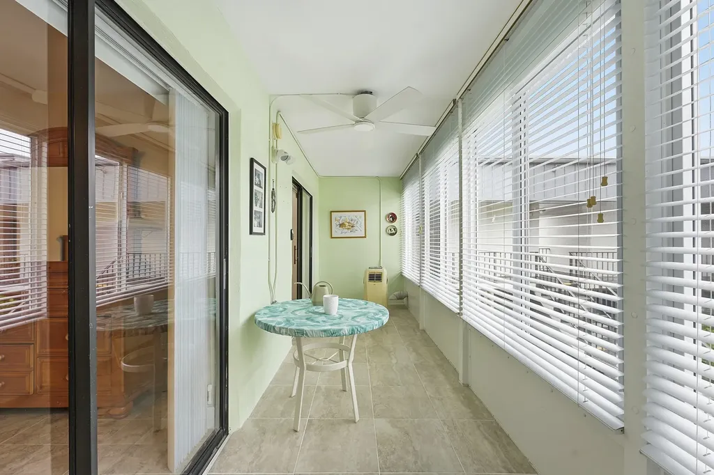 566 Piedmont L Delray Beach FL 33484