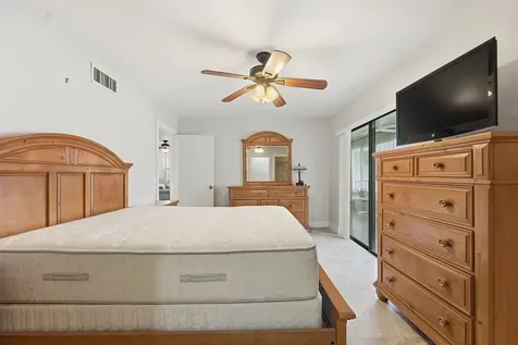 566 Piedmont L Delray Beach FL 33484
