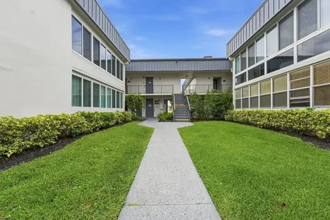 566 Piedmont L Delray Beach FL 33484