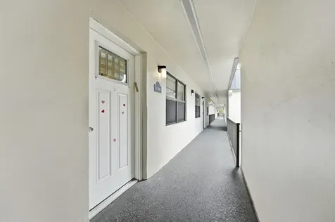 566 Piedmont L Delray Beach FL 33484