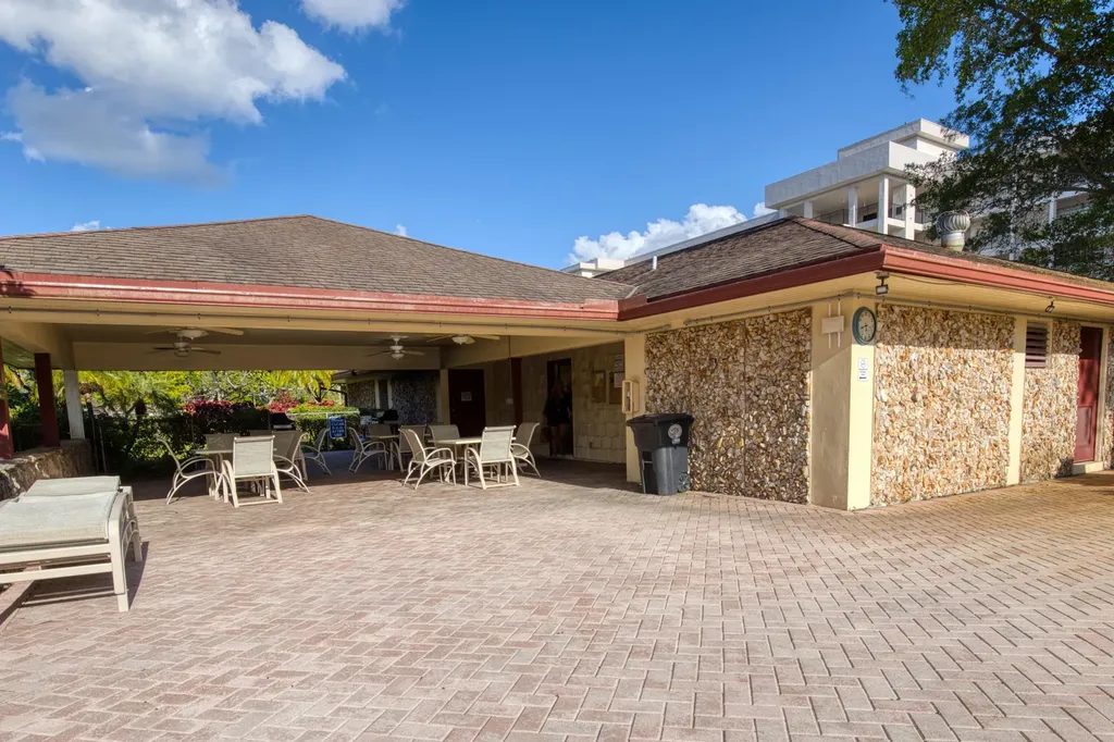 2950 N Palm Aire Drive Pompano Beach FL 33069
