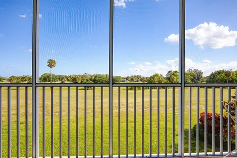 2950 N Palm Aire Drive Pompano Beach FL 33069