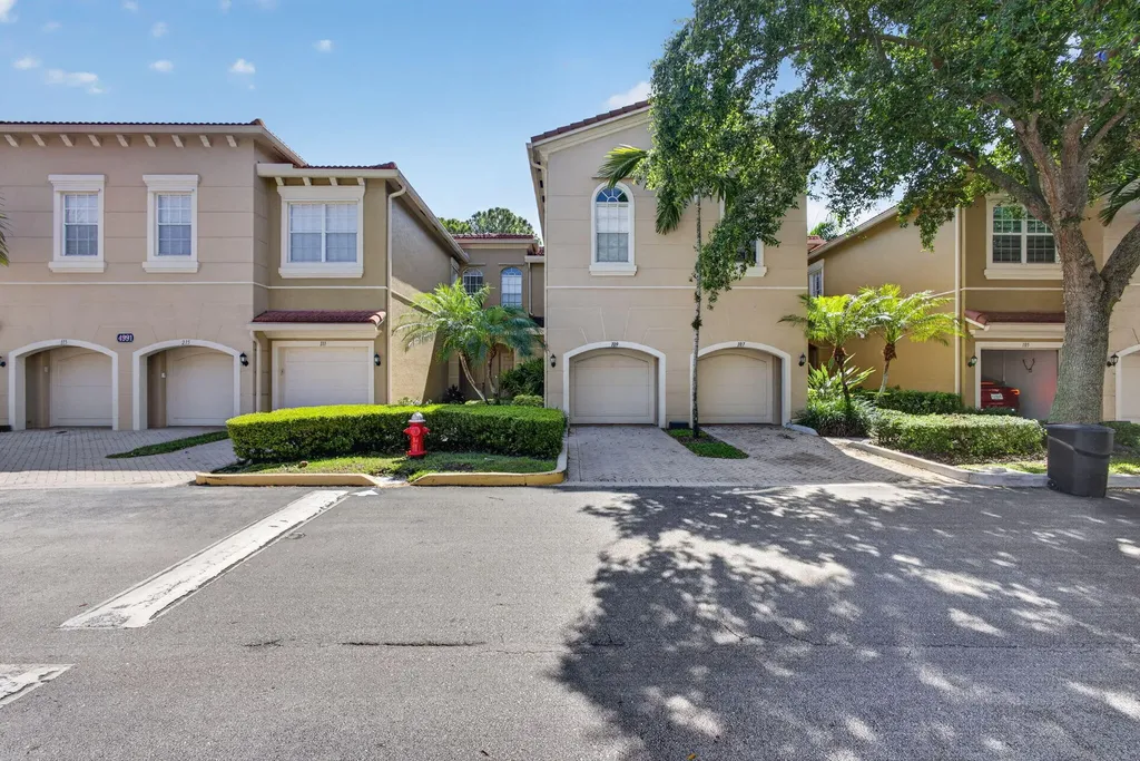 4991 Bonsai Circle West Palm Beach FL 33418