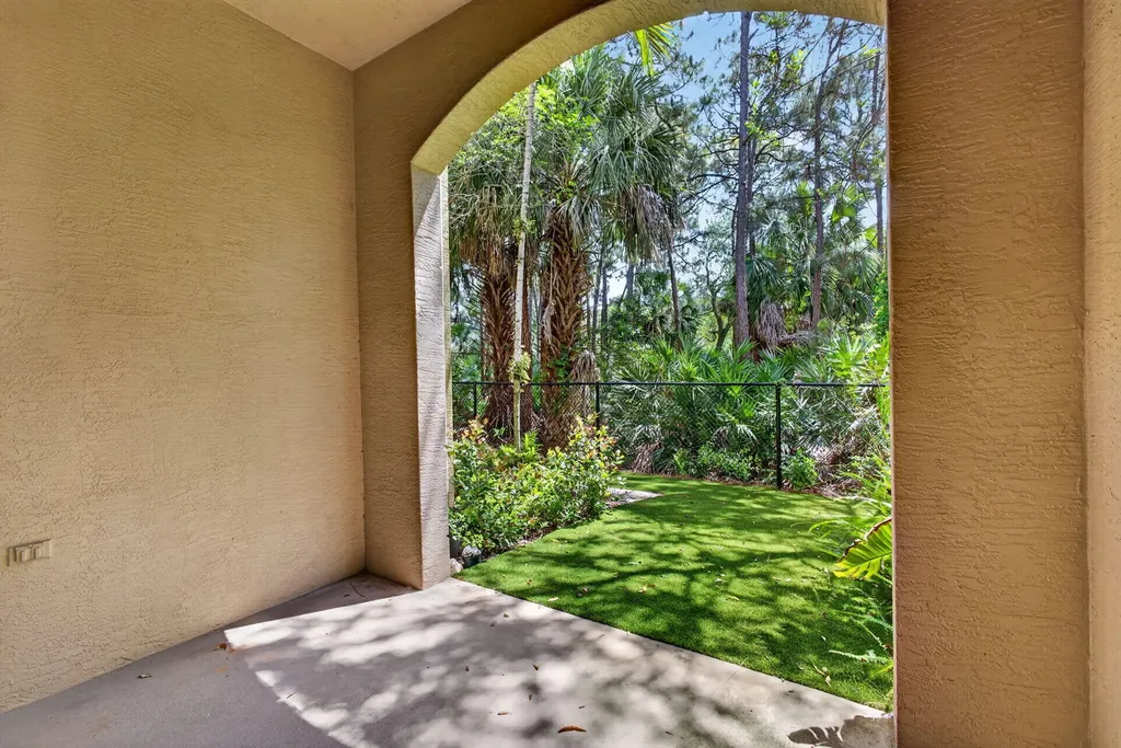 4991 Bonsai Circle West Palm Beach FL 33418