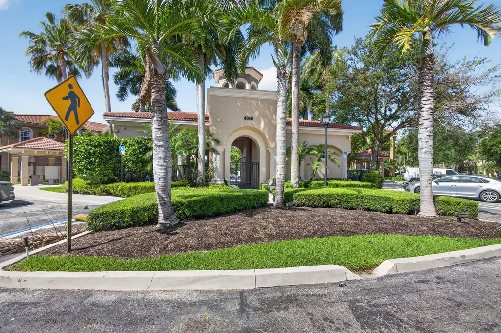 4991 Bonsai Circle West Palm Beach FL 33418