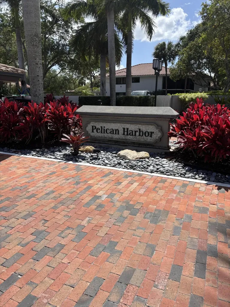 60 Pelican Pointe Drive Delray Beach FL 33483