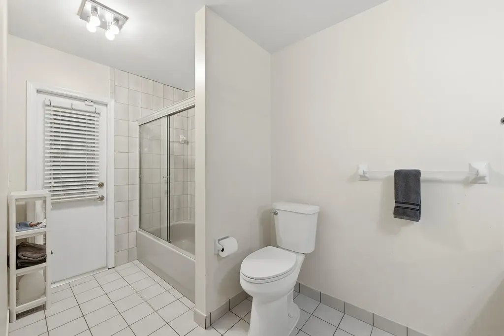 12043 SW 1st Street Coral Springs FL 33071