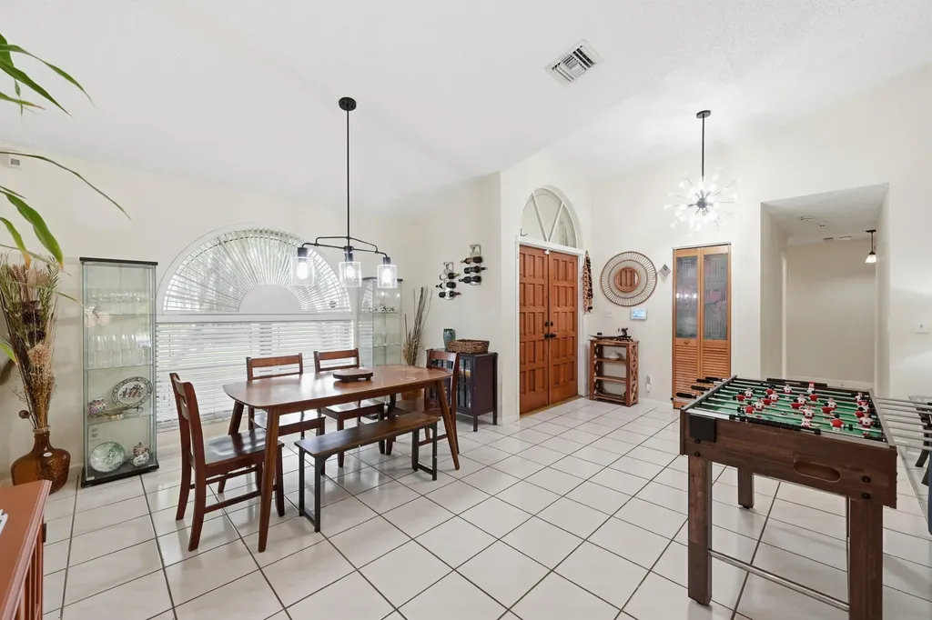 12043 SW 1st Street Coral Springs FL 33071